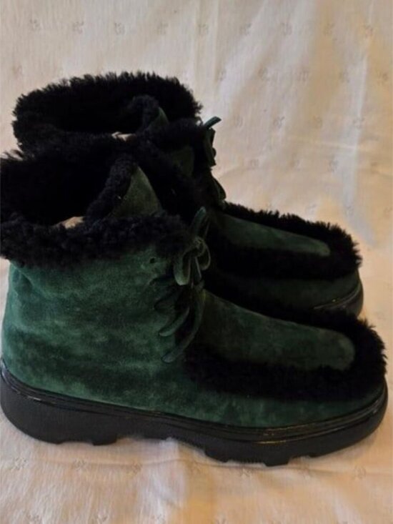 NIB Burberry Creeper Green (Vine) Shearling Round Toe Lace-Up Boots Size 41 main image 7